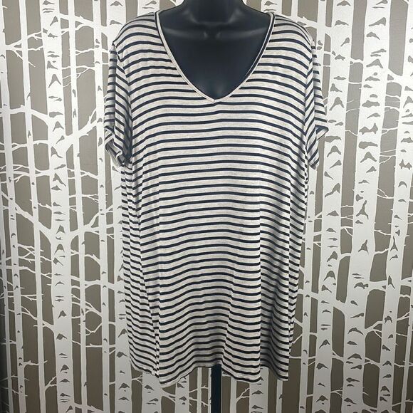 Free Kisses Striped Tunic Tee 2X Navy Oatmeal - Picture 1 of 10